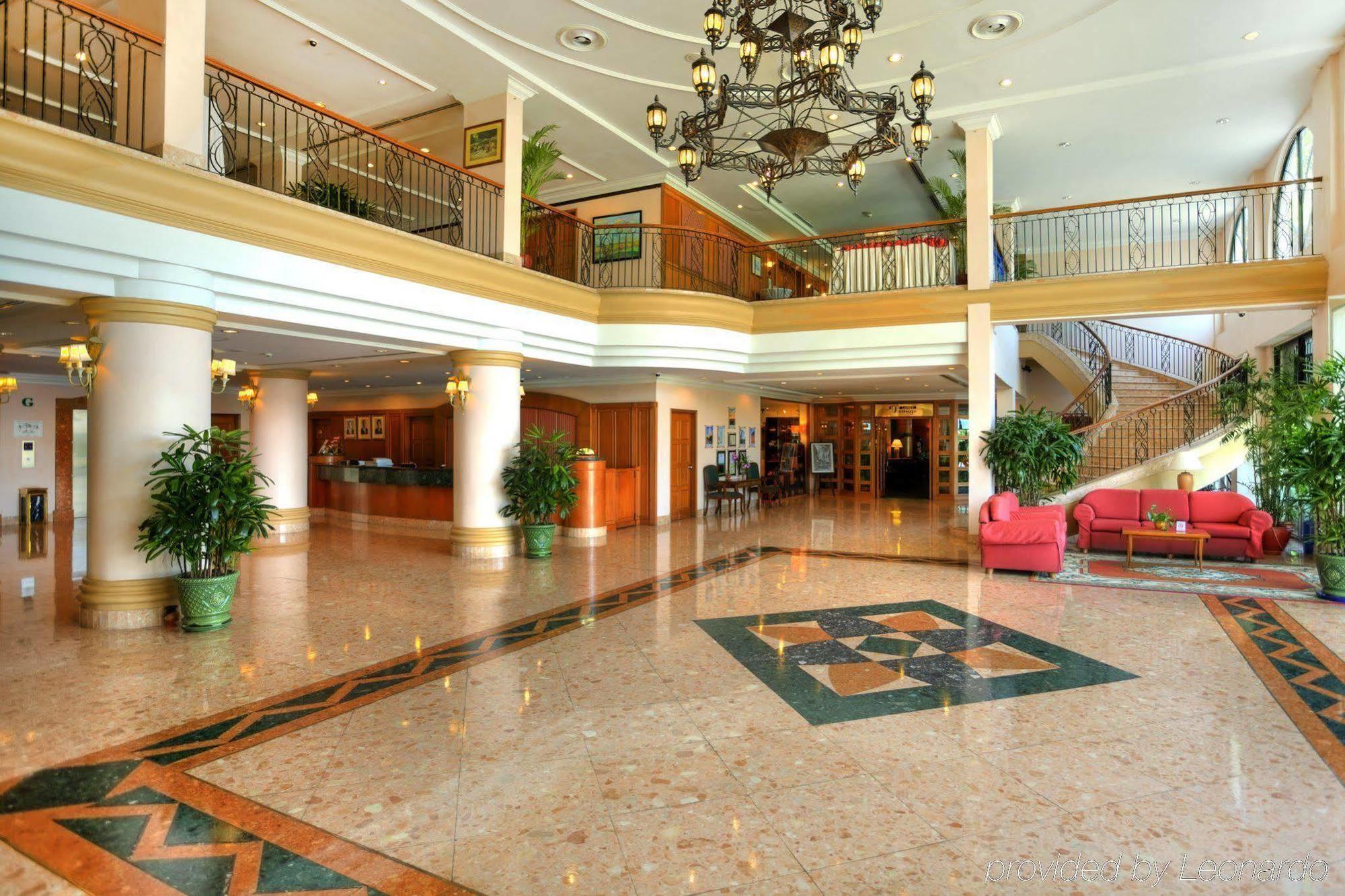 Sunway Hotel 4*